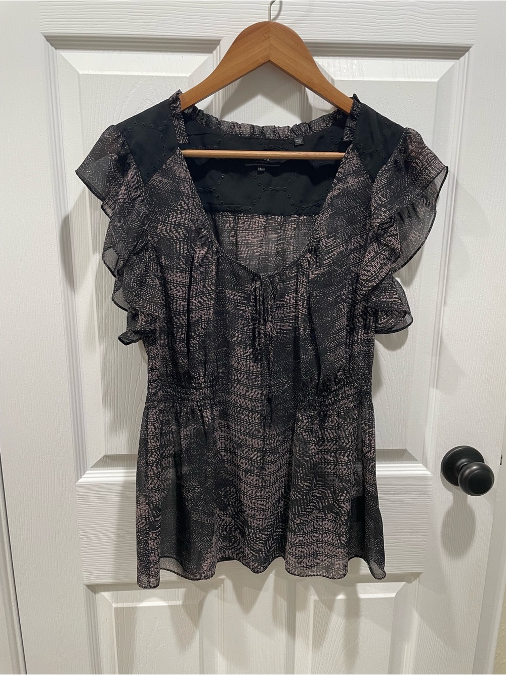GUESS Black Sheer Ruffle Flutter Sleeve Blouse Top L